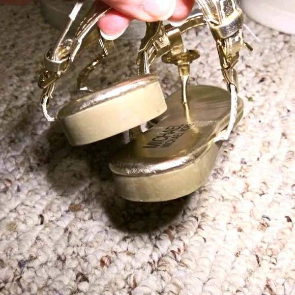 Michael Kors Toddler Girl's Gold Metallic MK Charm Thong Back Strap Sandals - Picture 5 of 9